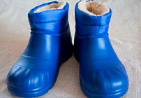 MARPOL EVA 1802 — это марка этиленвинилацетата, предназначенная для выпуска резиновой обуви, прозрачных пленок и некоторых других изделий. Материал перерабатывают методом экструзии. Соответствует стандарту ASTM.